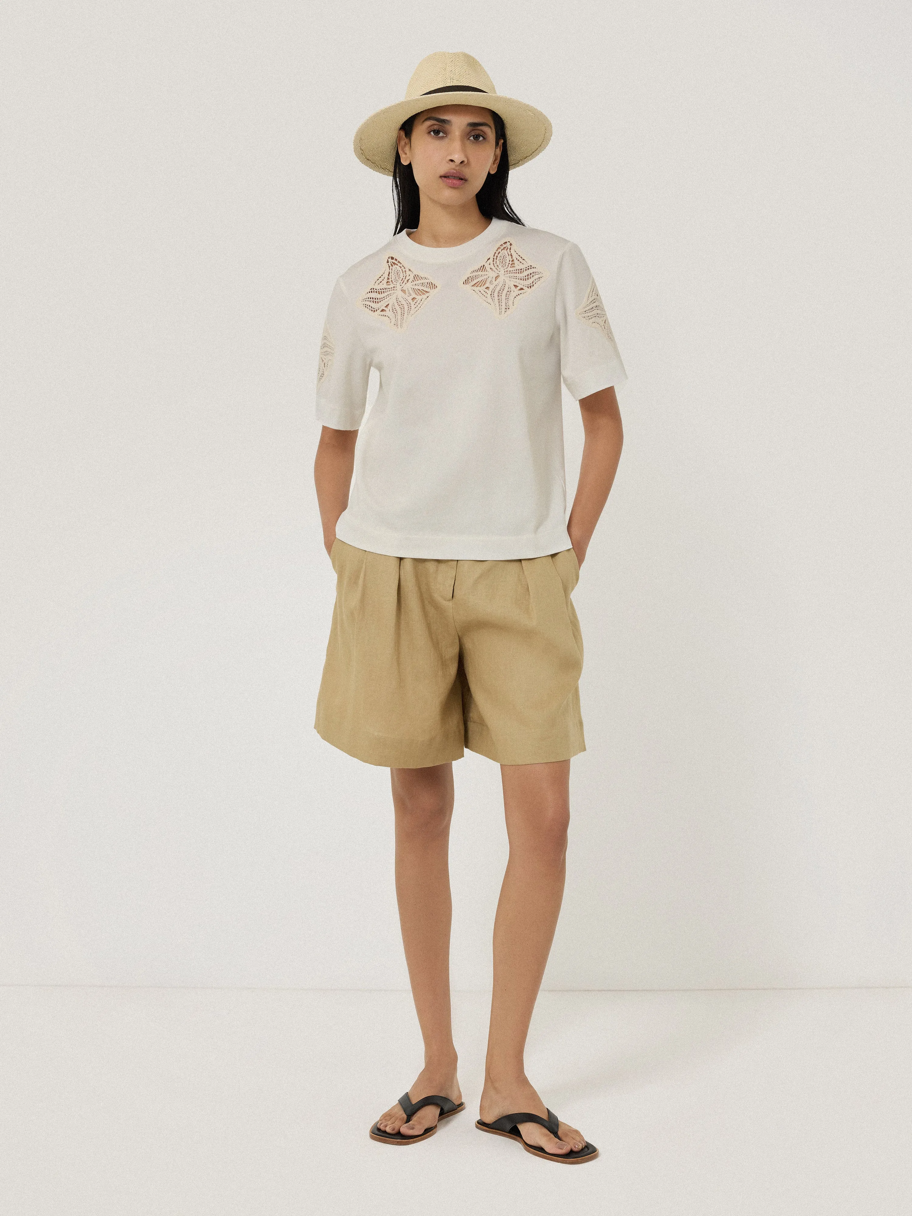 Embroidered Short Sleeve T-shirt | Cream