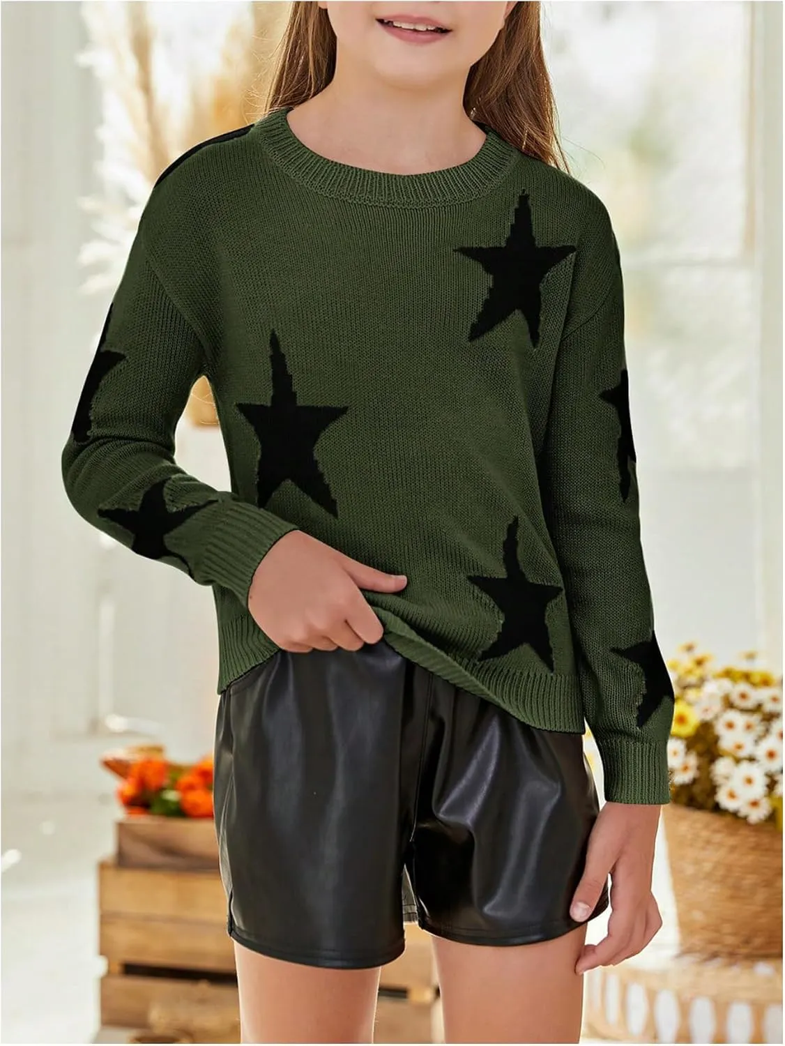 WDIRARA Girl's Star Pattern Round Neck Long Sleeve Sweater Casual Tops