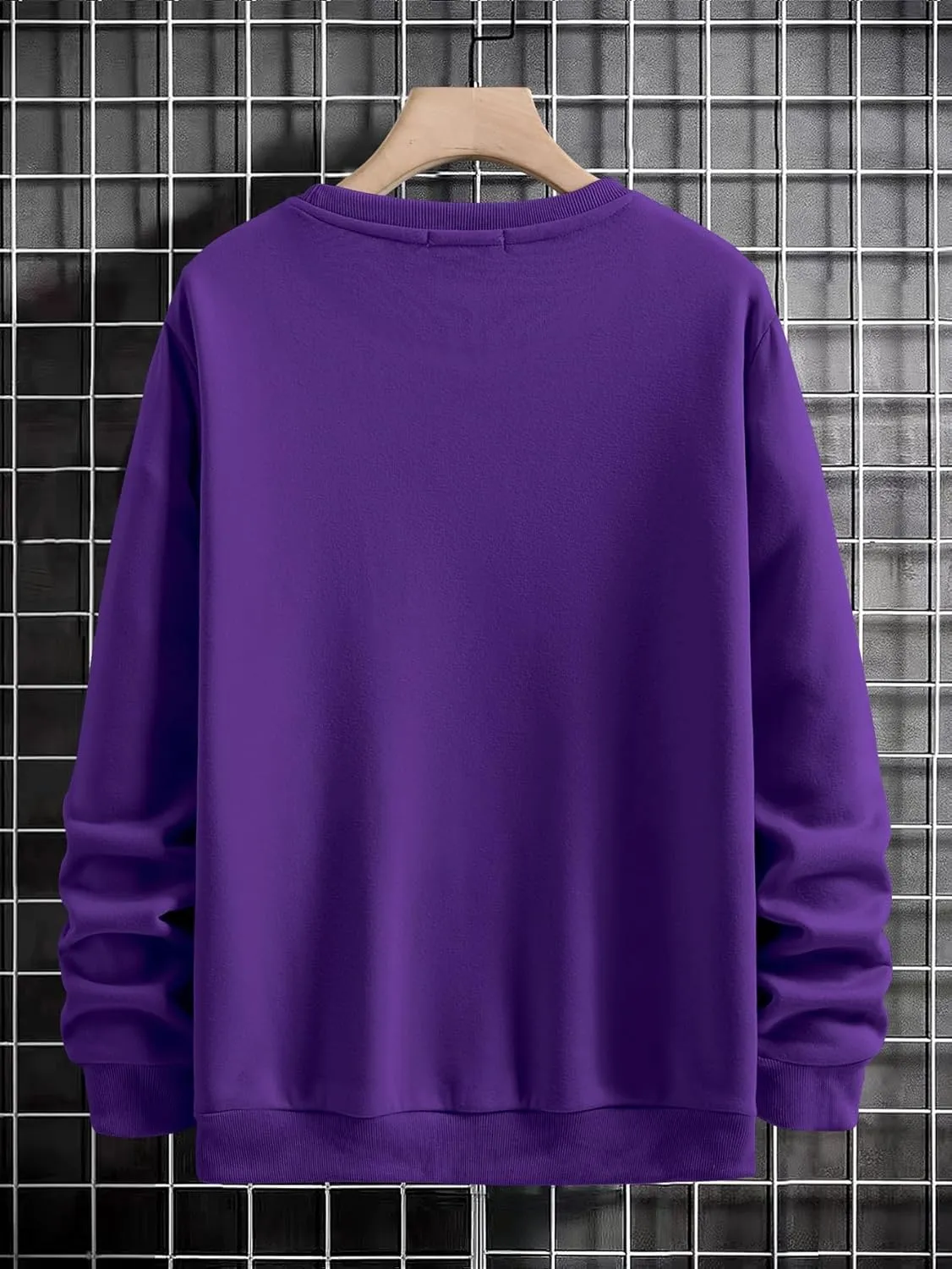 WDIRARA Men's Dragon Letter Graphic Print Sweatshirt Long Sleeve Round Neck Tops Casual Pullovers