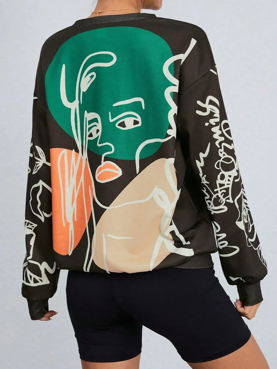 WDIRARA Women's Figure Graphic Print Sweatshirt Round Neck Long Sleeve Contrast Color Graffiti Pullovers